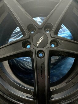 Kia, Hyundai, Mazda Alu kolo 7,5x18 ET55 + nové letní pneu - 2