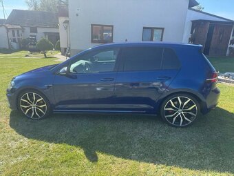 Volkswagen Golf VII 2.0 GTD - 2