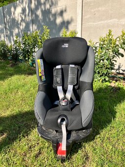 Otočná autosedačka Britax Römers DUALFIX M i-SIZE - 2