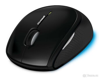 Bezdrátová klávesnice a myš Microsoft - 2
