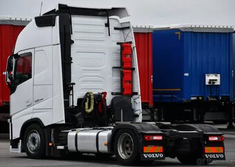 Volvo Tahač pro mega návěs FH 500 - 2