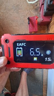 Nová smart nabíječka 12V 15A - 2