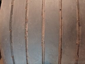 Nákladní pneumatiky 435/50 r 19,5 - 2