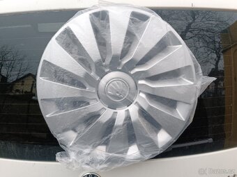 Poklice Škoda Tekton 16" - 2