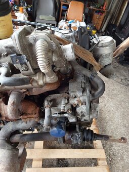 Ford Galaxy 2.0 tdci motor nastrojeny s převodovkou - 2