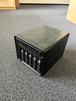 Synology DS508 - 2