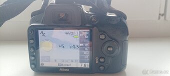 Nikon D3200 - 2