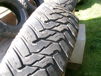 Pneu Cooper Discoverer STT - 265/70 R17, 5ks. - 2