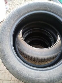 Pneu 205/55 R 16 - 2