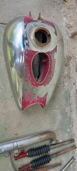 JAWA Nádrž 250/350 - 2
