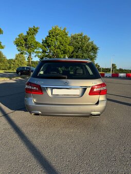 Mercedes-Benz W212 E220 CDI - 2