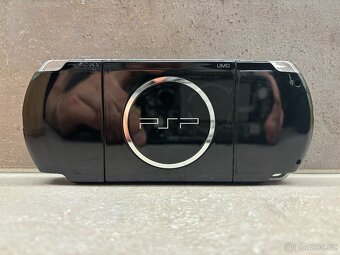 SONY PSP 3004 / 64 GB / CFW - 2