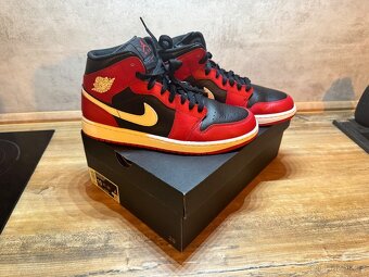 Nike Jordan 1 Mid - 2