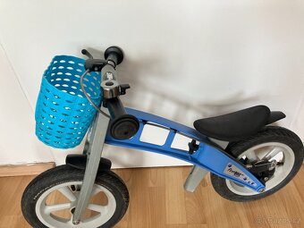 first bike + kosik a zvonek a adaptér na snížení + HELMA - 2