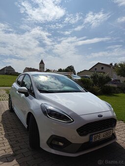 Ford Fiesta ST - 2
