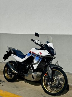 Honda Transalp 750 - 2