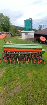 Prodám secí stroj amazone D7 junior typ 25 - 2
