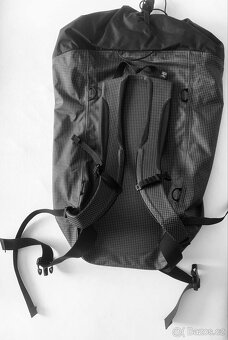 Lezecký batoh Arcteryx Alpha FL 40 - 2