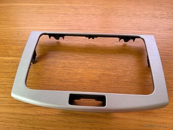 rámeček autorádia a klimatizace / matný chrom VW Passat CC - 2