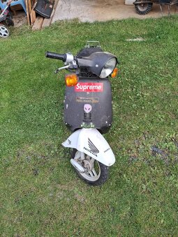 Skútr Honda - 2