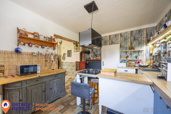 Prodej rodinného domu 4+2, 130 m², pozemek 639 m² – Šumperk - 2