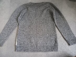 Vánočni svetr s blikajicim nosem vel. 9-10 let - 2