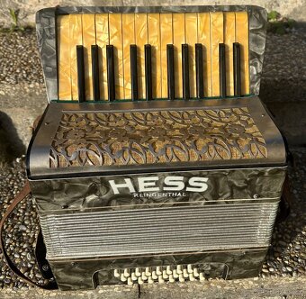 Prodám klávesovou tahací harmoniku HESS - 2