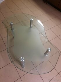 Skleněný dvoupatr.konferenční stolek,atyp.120 x 70 x v40 cm - 2