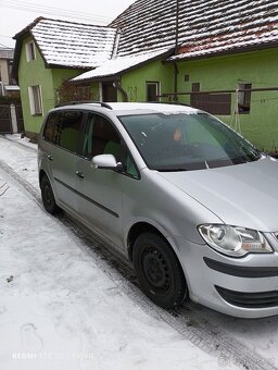 VW Touran - 2