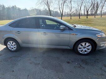 Ford Mondeo 2.0i - 2