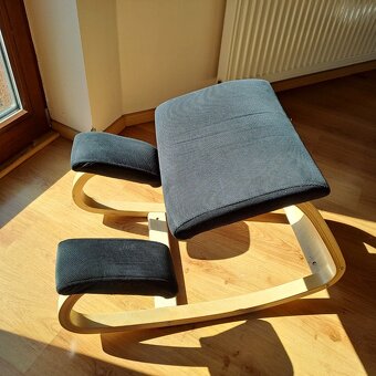 (Prodáno 6.5.) Ergonomická čalouněná klekací židle RENAR - 2
