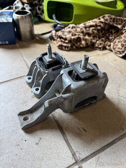 Silenblok motoru a převodovky Mini Cooper S R56 (N14) - 2