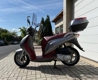 Honda PeS 125i, cz doklady - velice hezká - 2