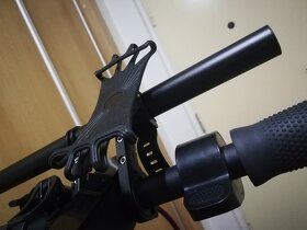 Přídavná tyč /držák na elektrokoloběžku na řídítka - 2