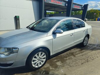Volkswagen Passat B6 sedan - 2