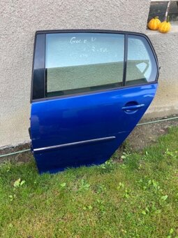 Dveře VW Golf V hatchback,cena za kus kompletních dve - 2