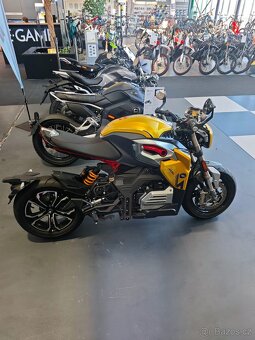 Nová elektromotorka Ovaobike MCR-S - 2