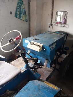 Malotraktor s vlečkou - 2