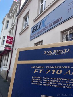 Yaesu FT-710 - 2