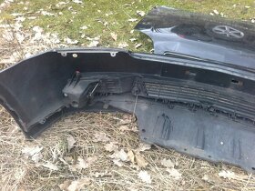 Opel vectra C combi rok 2005,,svetlo,mrižka,naraznik - 2
