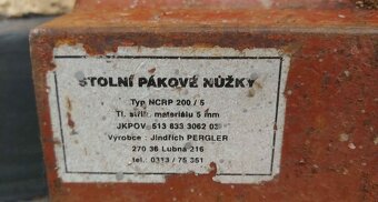 Strojni nuzky na plech - 2