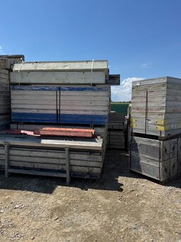 Hlinikove debnenie stienove Doka Alu Framax / Ringer 200m2 - 2