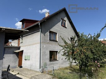 Prostorný dům v České Lípě k rekonstrukci – skvělá investičn - 2