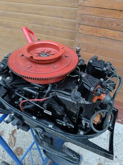 Prodám lodní motor Mercury 20 hp - 2