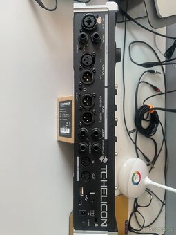 TC Helicon Voicelive 3 - 2