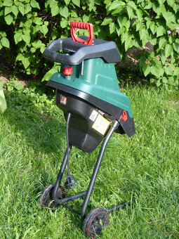 Nožový drtič PARKSIDE PMH 2400 B2 - 2