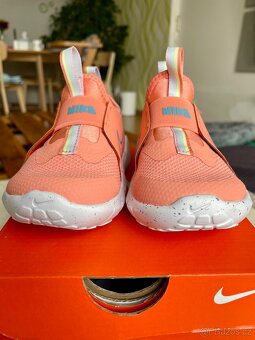 Nike Flex Runner 2, velikost 23,5 - 2