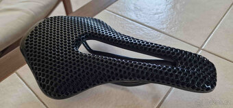 Ryet Arcode 3D tištěné Ultra lehké karbonové MTB sedlo 157g - 2
