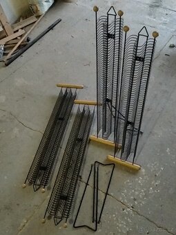 Stojan na CD - 2