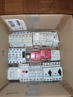 Jističe, stykače,motorové,přepěťové ochrany, atd.. - 2